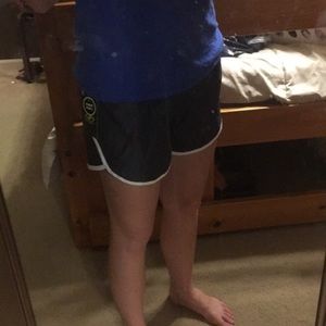 Running shorts with liner